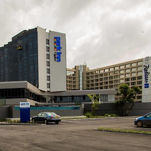 Radisson Blu Okoume Palace Hotel, Libreville